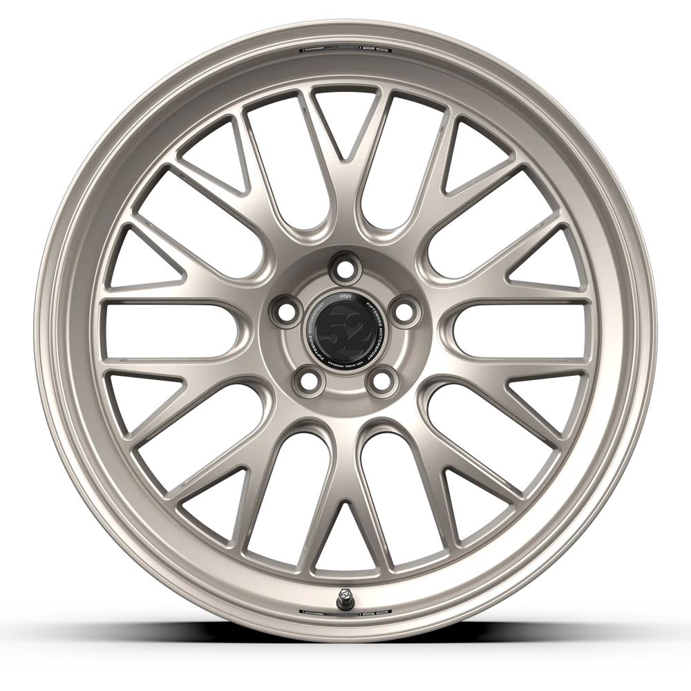 Fifteen52 Holeshot RSR [White Gold]