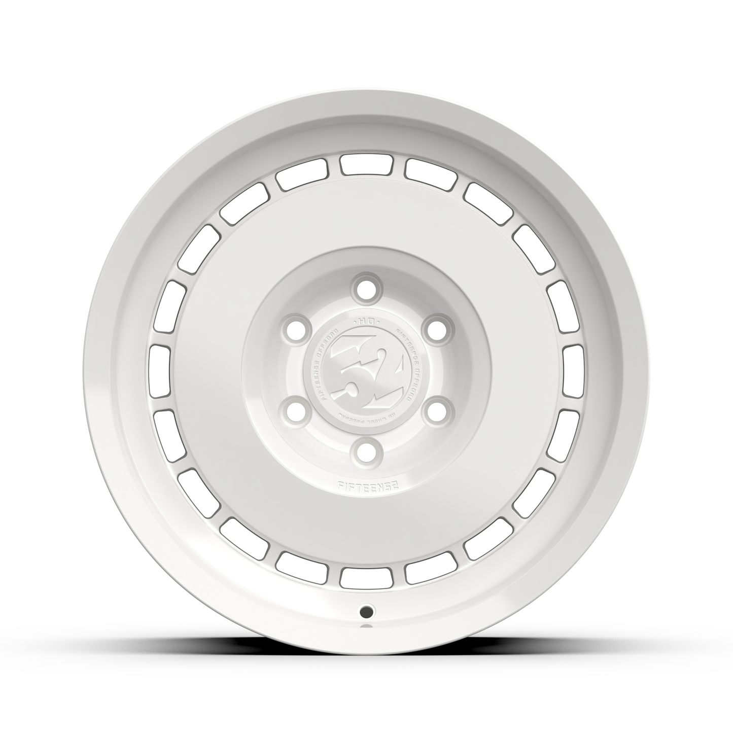 Fifteen52 Evolution HD Classic White