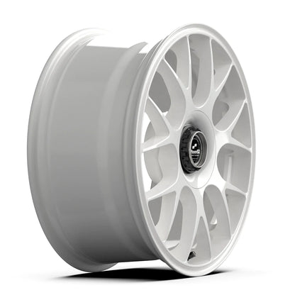 Fifteen52 Super Touring Vertex [Rally White]